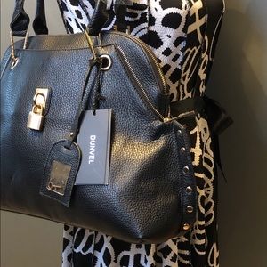 Black Dunvel Vogue Leather satchel $60